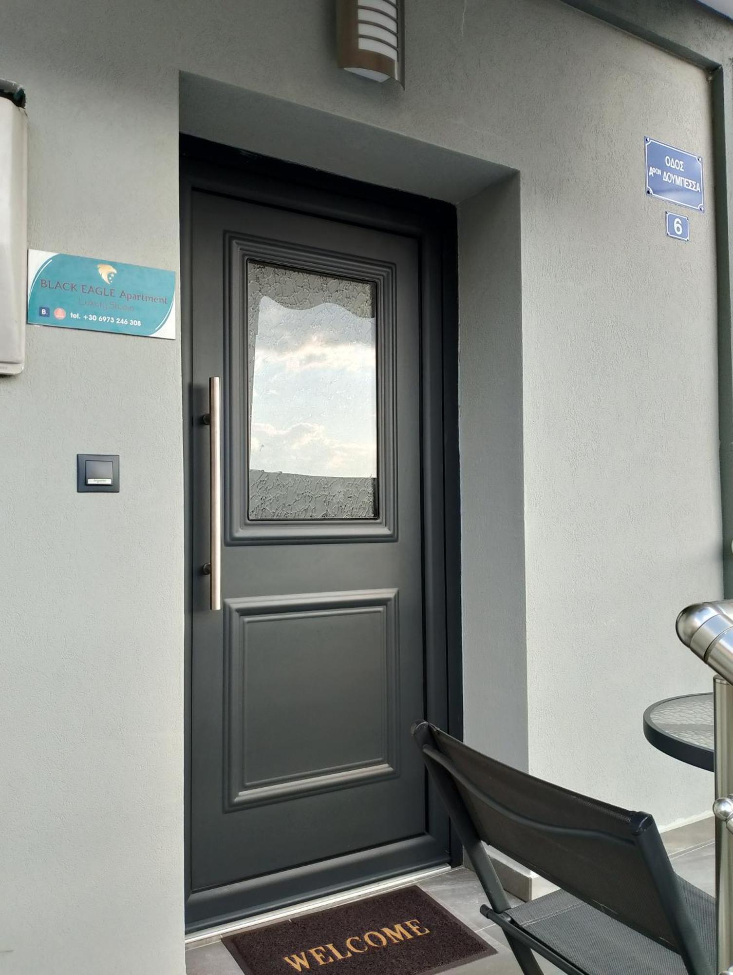 Black Eagle Apartment Драма Экстерьер фото